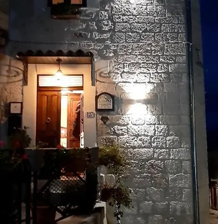 La Casa del Pittore di Petralia-3