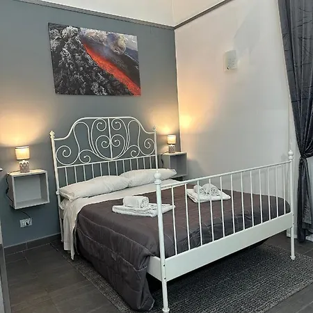 Etna Rooms-2