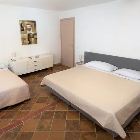 Guest House del Lido-3