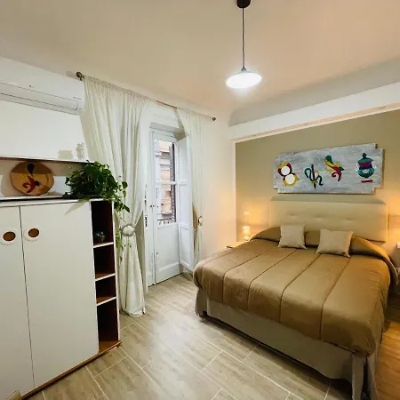 Mika House-3
