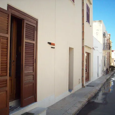 Angolo Arancio Bed&Breakfast-2