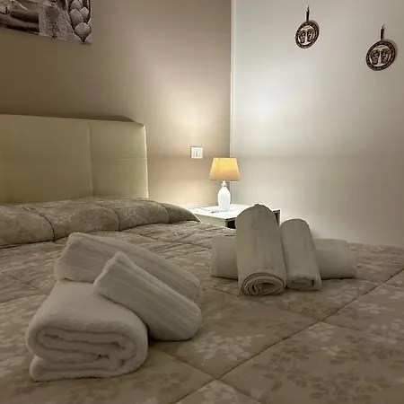 Lucia'S Rooms-2