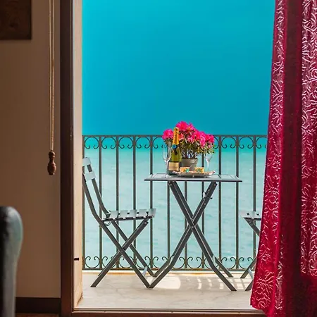 Jureka Sea View Apartment 2-3