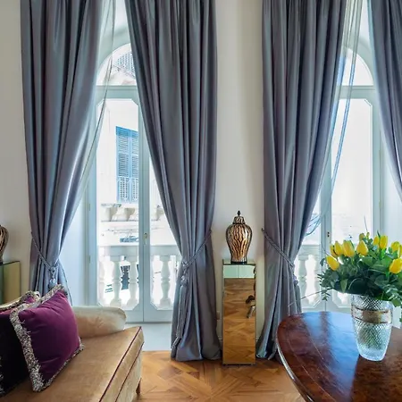 Grand Hotel Des Etrangers- The Leading Hotels Of The World-3