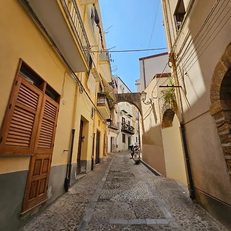 Zaffiro'S House-2