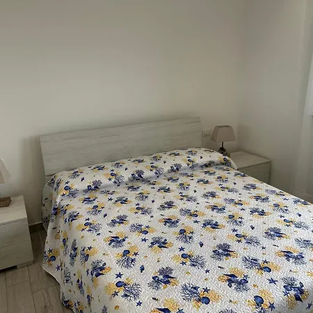 Camere Private Vista Faraglioni - Aci Trezza-3