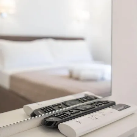 Al Centro del Corso - Holiday Rooms-2