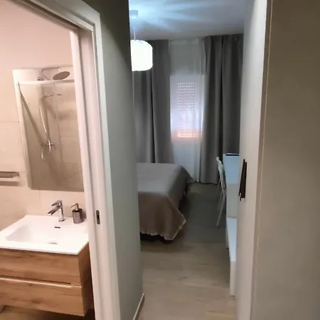 Chiarina Rooms-3