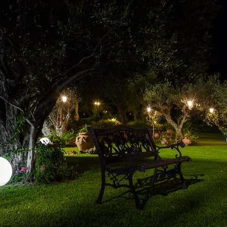 Hotel Foresteria Baglio Della Luna-2