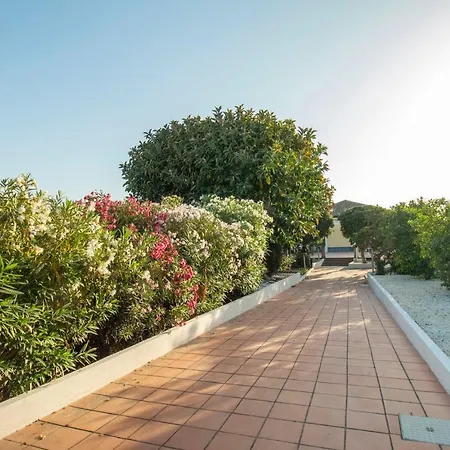 Royal Playa Suite And Apartament -Private Parking- Self Chek Out-3
