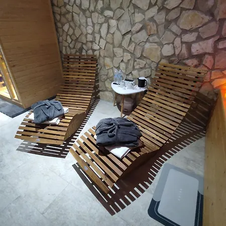 Spa Suite 21-3