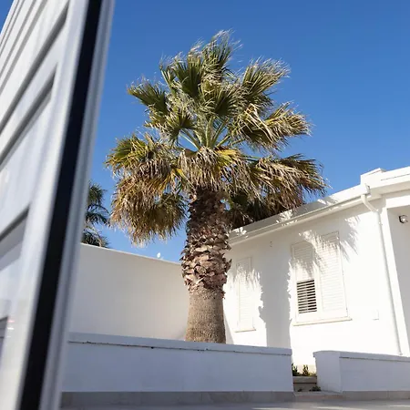 Villa Al Mare Guest House-2