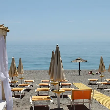 La Finestra sul Mare-2