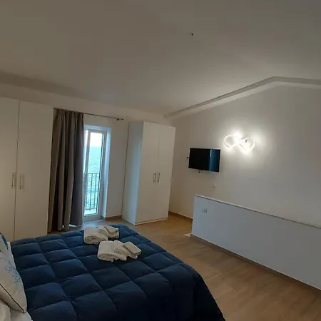 Marina House-2