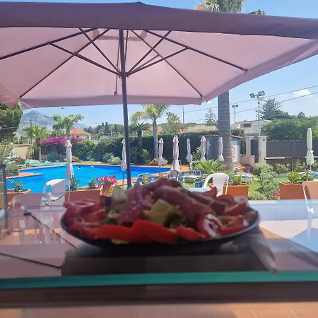 Villa Rosa Luxury Apartment-2