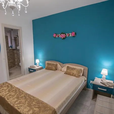 B&B Tulip Lotus Castelbuono-3