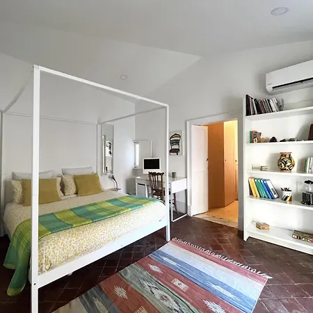 Tricora Sicilian B&B-3
