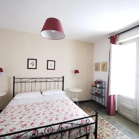 Una Scala Dal Centro-2