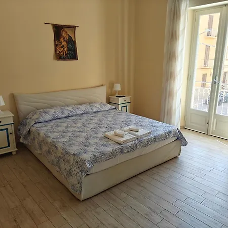 Barbara Rooms Sea 1-3