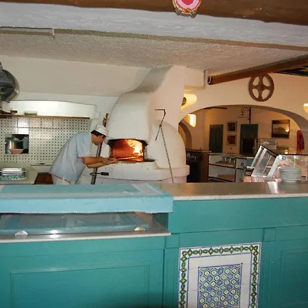 Hotel Conti-3