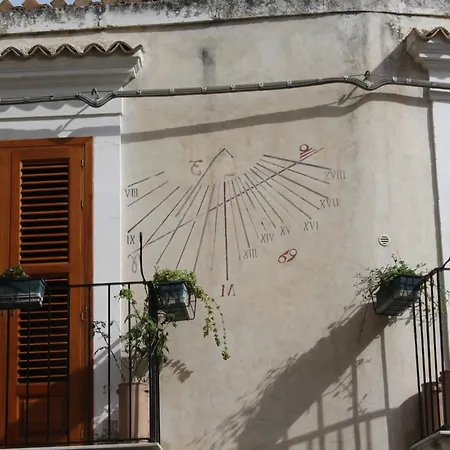 La Corte Di Ibla-2