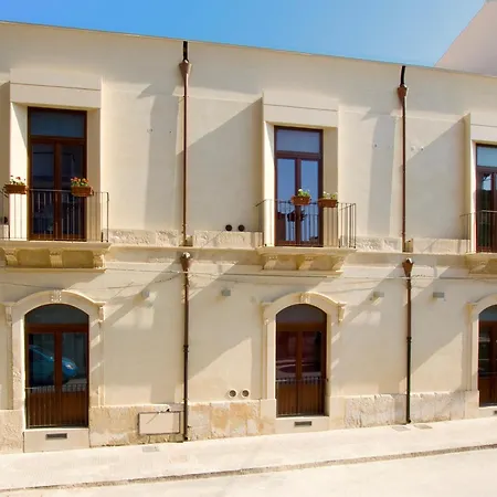 Kyanos Residence-3