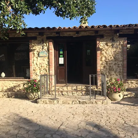 Agriturismo Roba Degli Ulivi-2