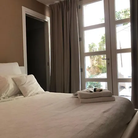 Room Mondello 5-3