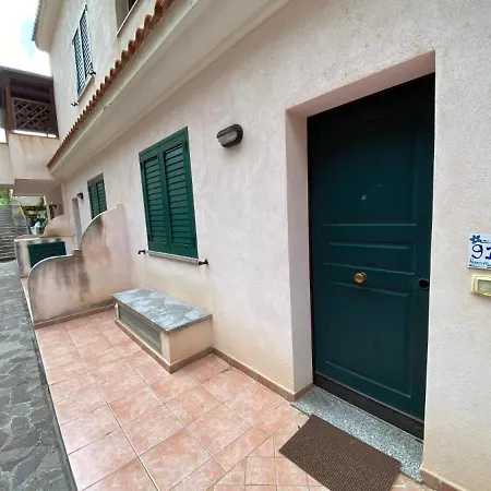 Vrclub - Villa Ridente Residence-2