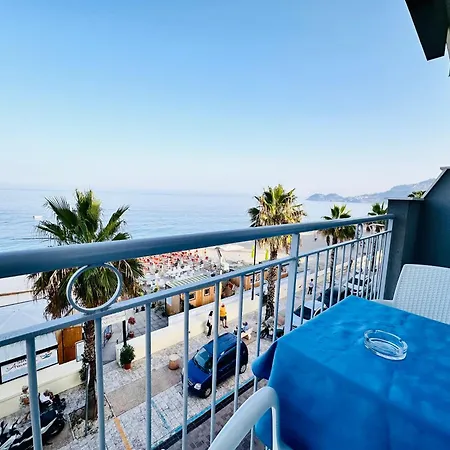 Maniel Beach Hotel-3