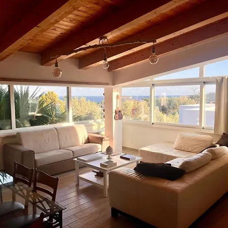 The Blue Window - Rooms - 300M From Sea-2