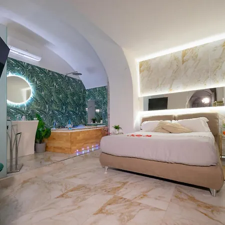 Etnea 208 Luxury Jacuzzi Suite Catania-2