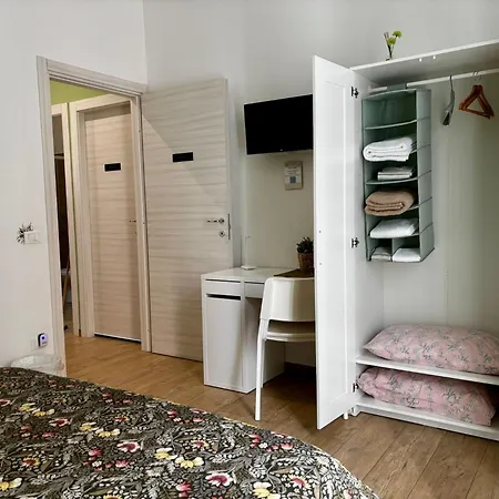D'Aragona Guest House-3