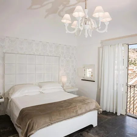 Palazzo Conti Camere&Suites-3