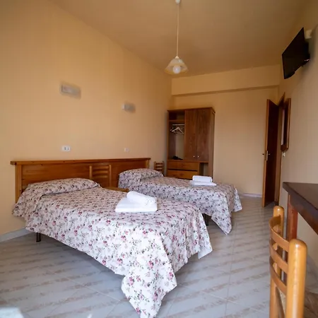 Hotel-Pensione 4 Stagioni-2