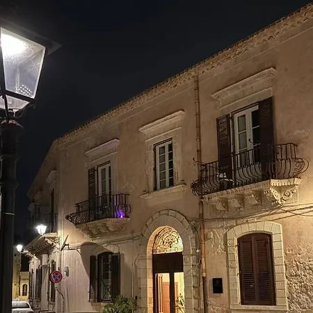 Palazzo Gancia Holiday Homes-2