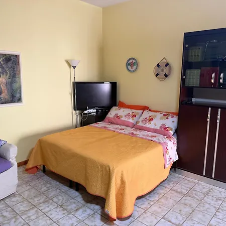 Emily Home-3