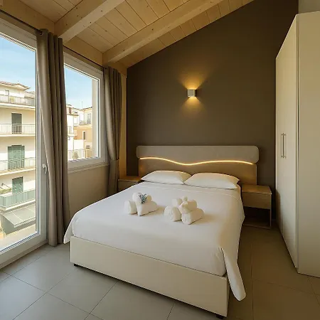 La Piazzetta a Mare Holiday House-3