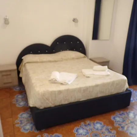 Nuova Aurora Rent Rooms-2