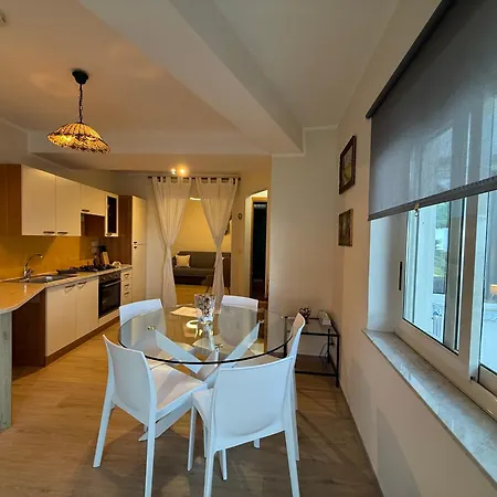 The Lemon Tree-2