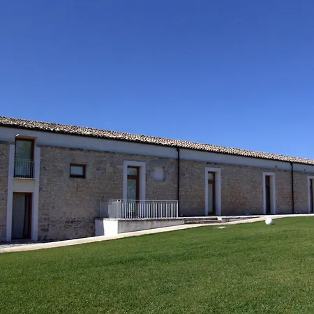 New Villa Carlotta-3