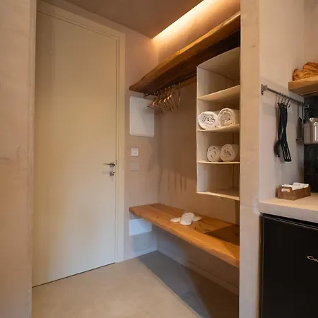 Essenza Boutique Apartments-2