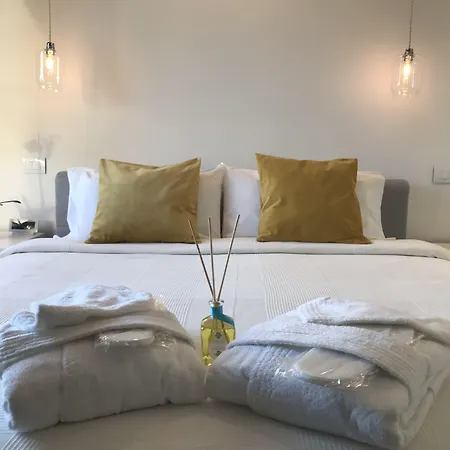 Villa Greta Hotel Rooms & Suites-2