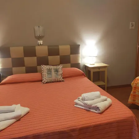 Bed & Breakfast Hostel H24-2