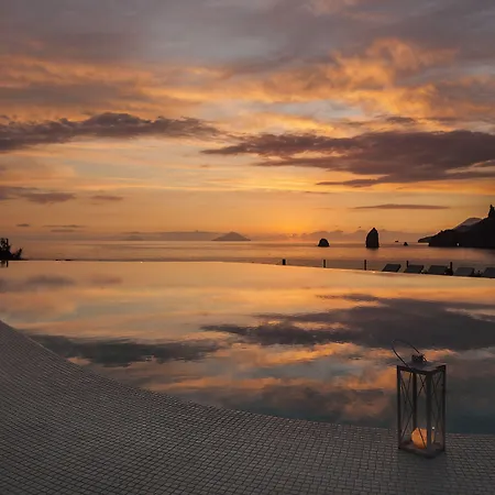 Therasia Resort Sea And Spa - The Leading Hotels Of The World-3