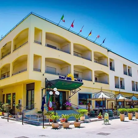 Hotel Riva Del Sole-3