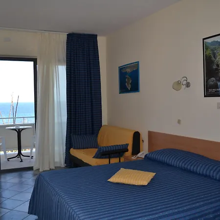 Hotel Jonic-2