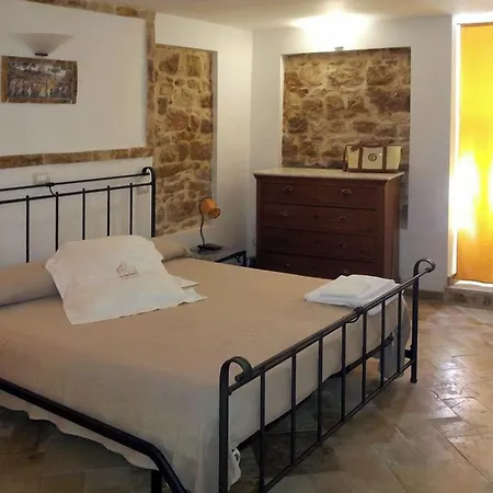 Le Case Dello Zodiaco albergo diffuso-3