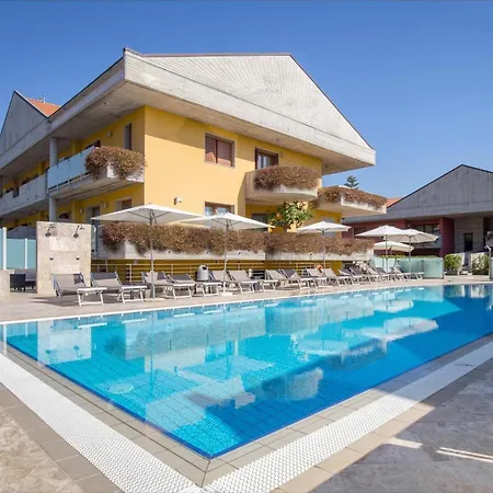 Catania Hills Residence-3