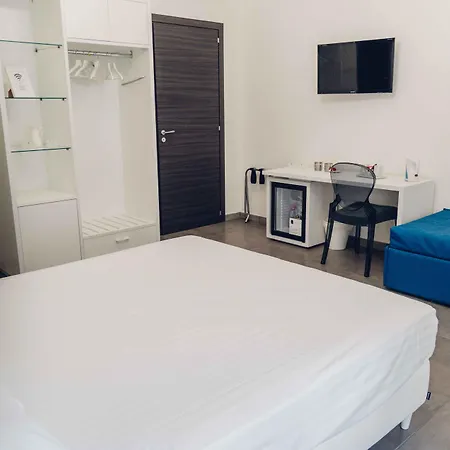 Etna Suite Group-3